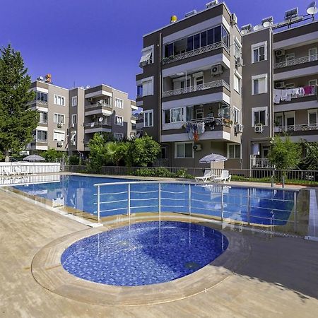 أنطاليا Vibrant Flat With Lovely Balcony In Muratpasa المظهر الخارجي الصورة