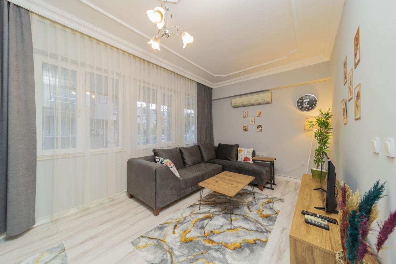 أنطاليا Vibrant Flat With Lovely Balcony In Muratpasa المظهر الخارجي الصورة