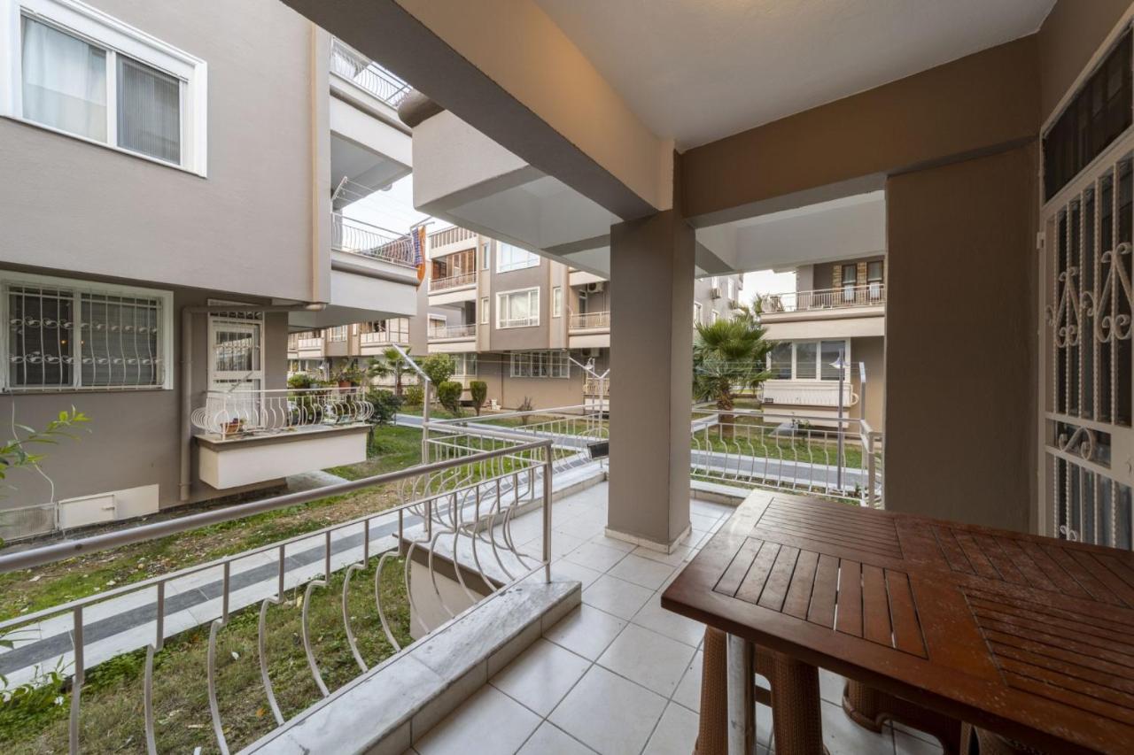 أنطاليا Vibrant Flat With Lovely Balcony In Muratpasa المظهر الخارجي الصورة