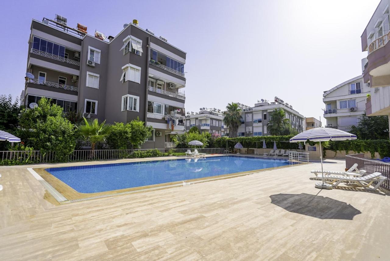 أنطاليا Vibrant Flat With Lovely Balcony In Muratpasa المظهر الخارجي الصورة